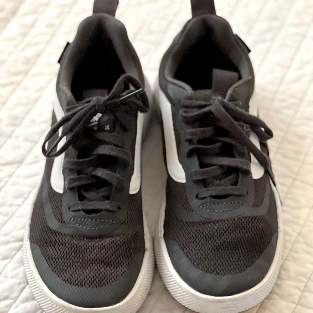 Vans Ultrarange in gray and white- women’s size 8.5